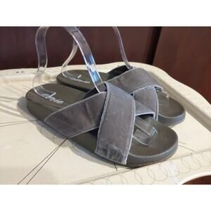 Aerie Sandals Womens 8 Velvet Fairy Whimsigoth Goth Slip On Platform Slide green